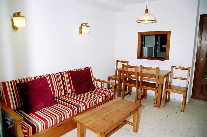 Halley Hotel & Apartments Affiliated By Melia Μπένιντορμ Εξωτερικό φωτογραφία
