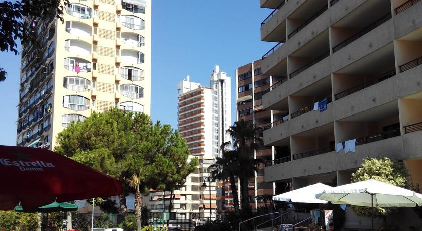 Halley Hotel & Apartments Affiliated By Melia Μπένιντορμ Εξωτερικό φωτογραφία